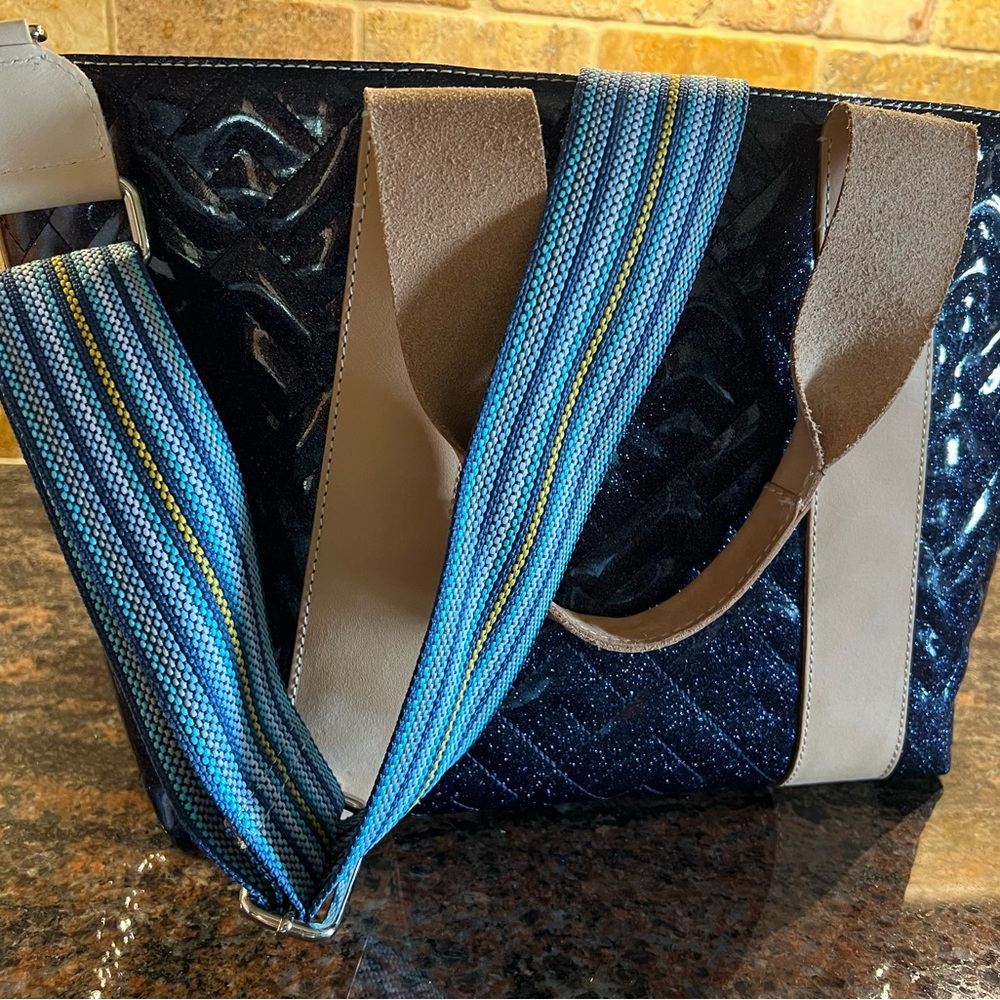 Consuela Calley Carryall very good used condition.